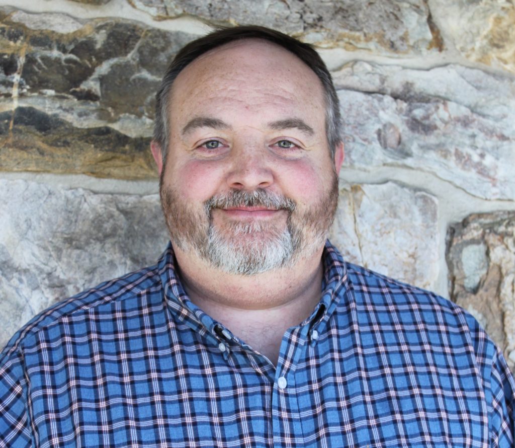 michael waples casual head shot 2018 1024x890