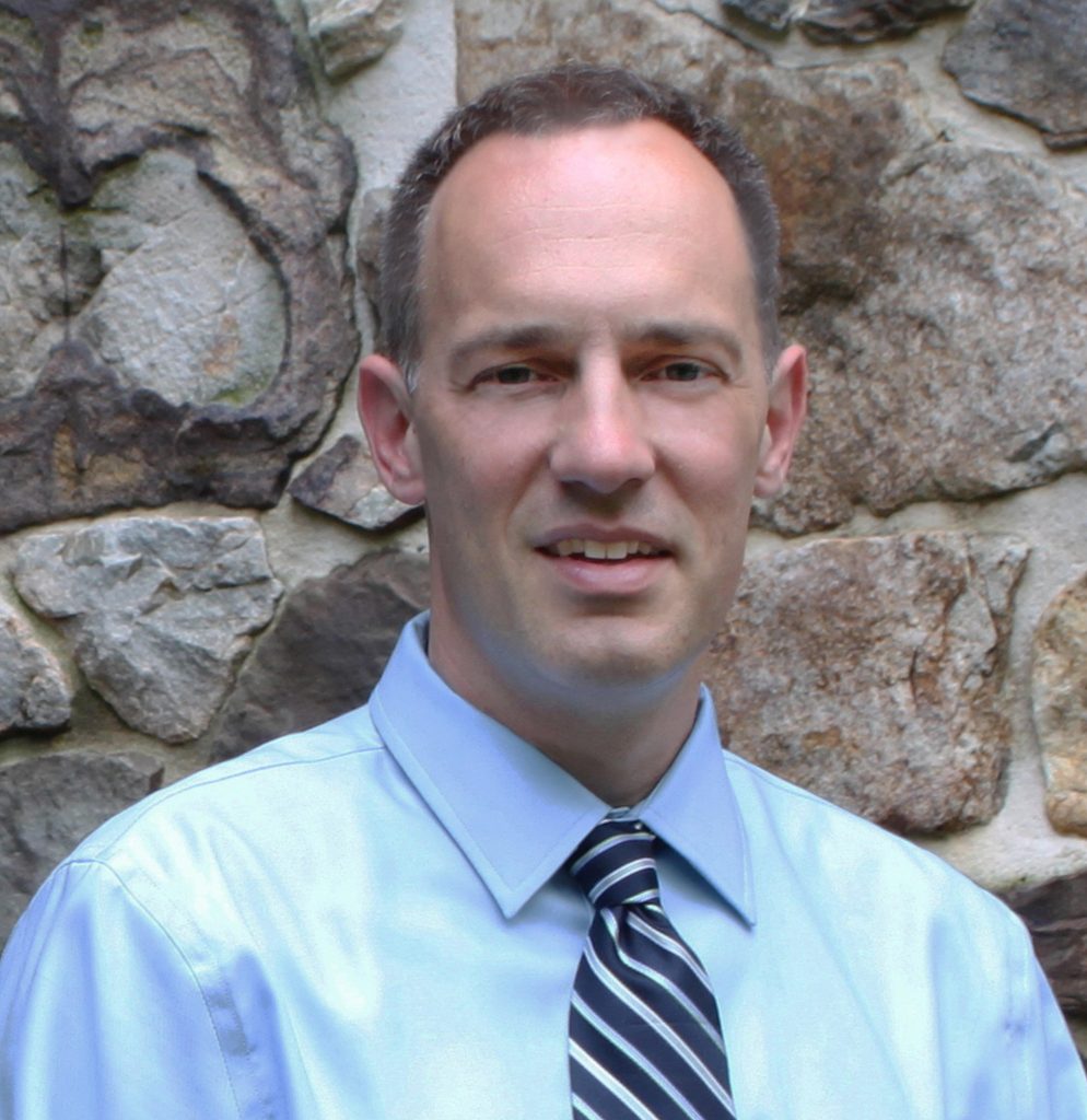 scott hain casual head shot 2014 994x1024